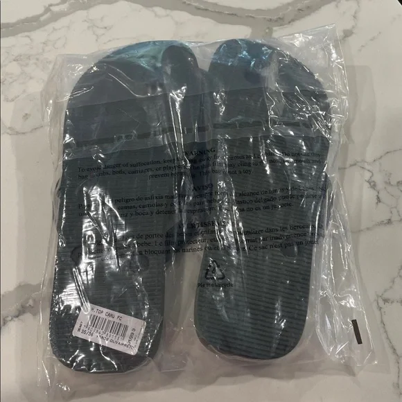 Havaianas Camouflage Flip Flops in Olive, Black, Brown - Picture 5 of 5